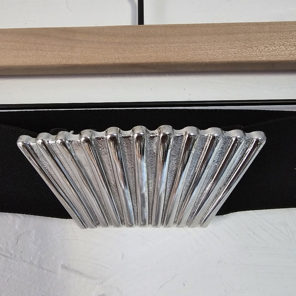 Vintage Streth Belt - Picture 8 of 10